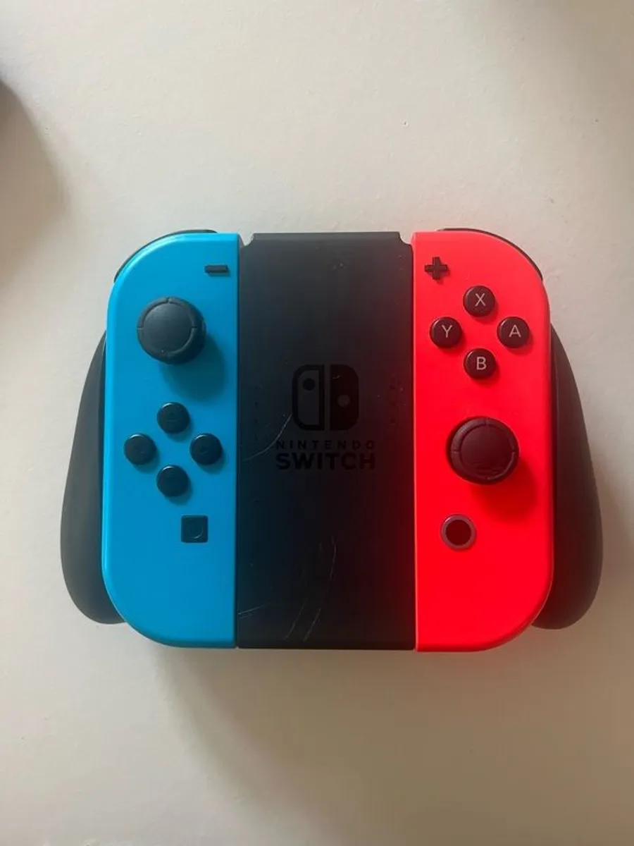 Nintendo Switch - Image 3