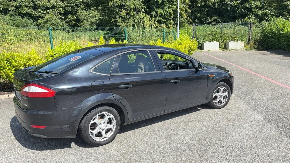 2010 Ford Mondeo - Image 2