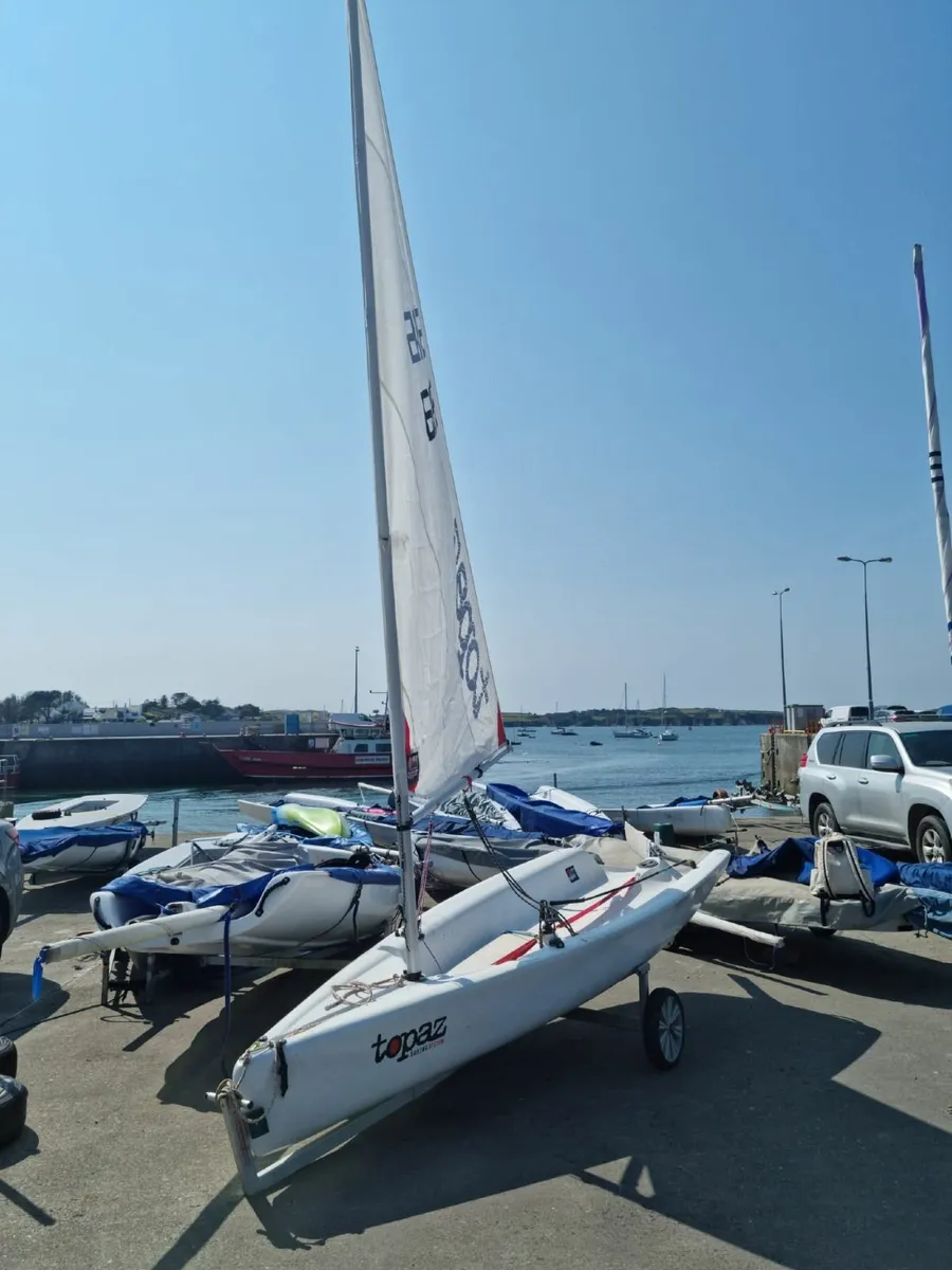 TOPAZ sailing dinghy - Image 1