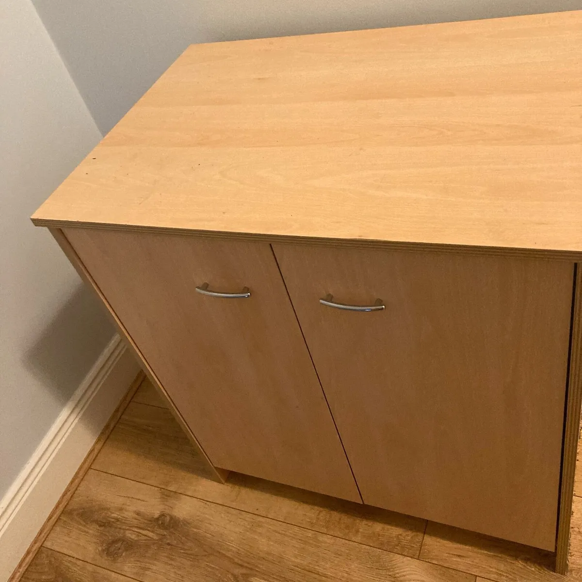 File cabinet - Image 1