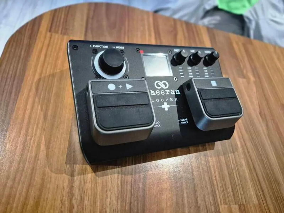 Sheeran Looper + Plus - Image 1