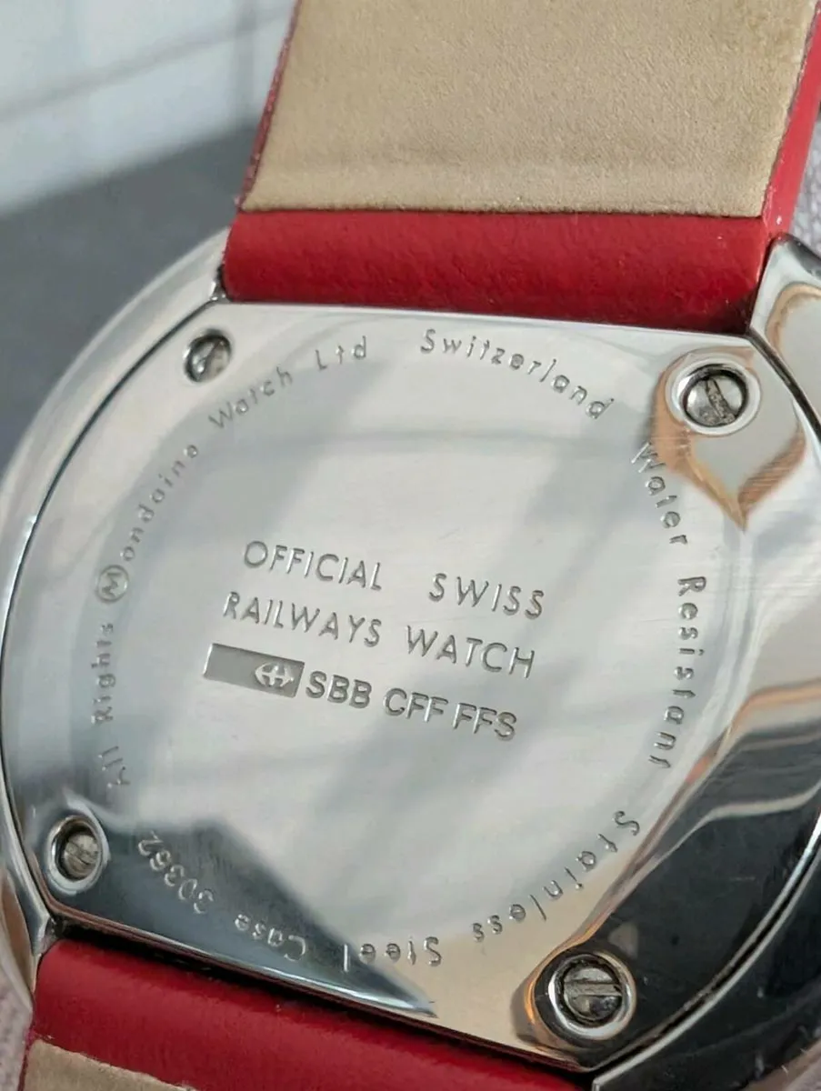 Mondaine SBB Swiss Railway Watch As New - Image 4