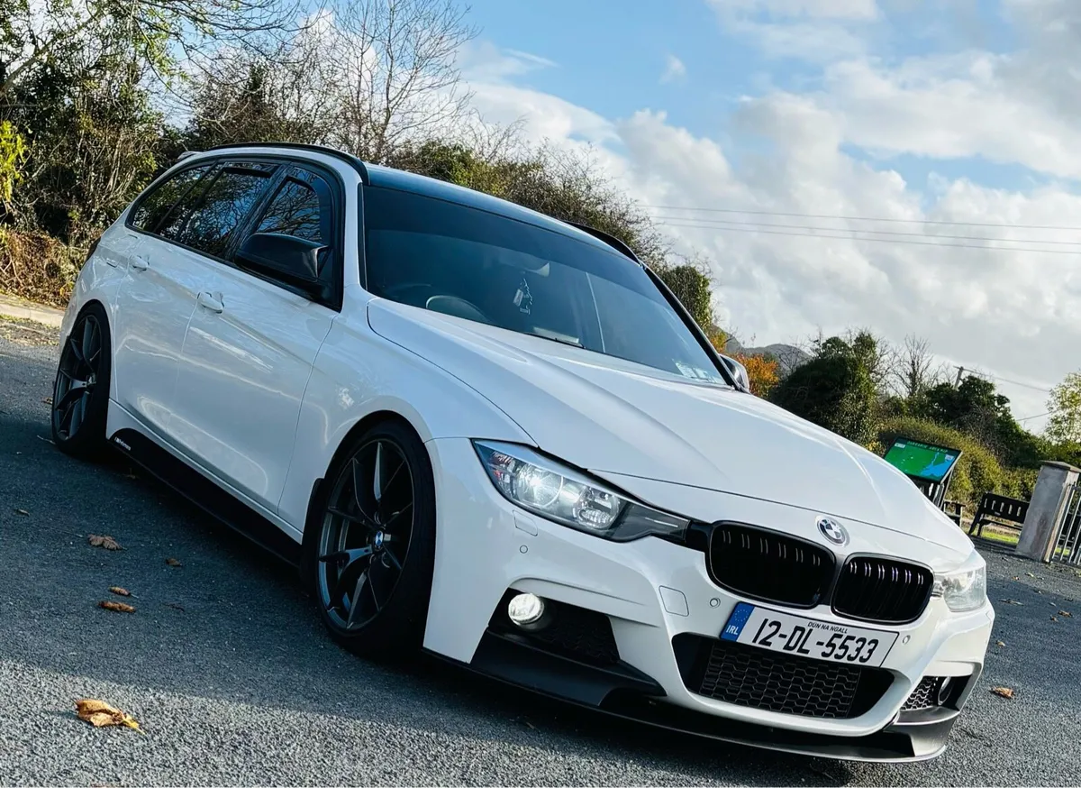 BMW 320 F31 Sport Touring - Image 1