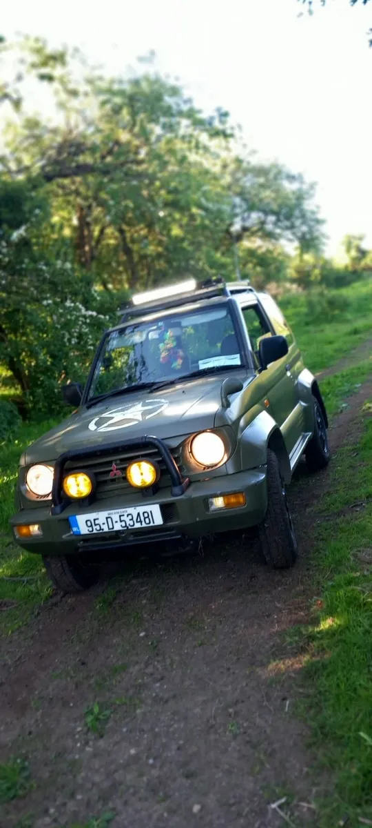 Mitsubishi Pajero Jr 1995 - Image 1