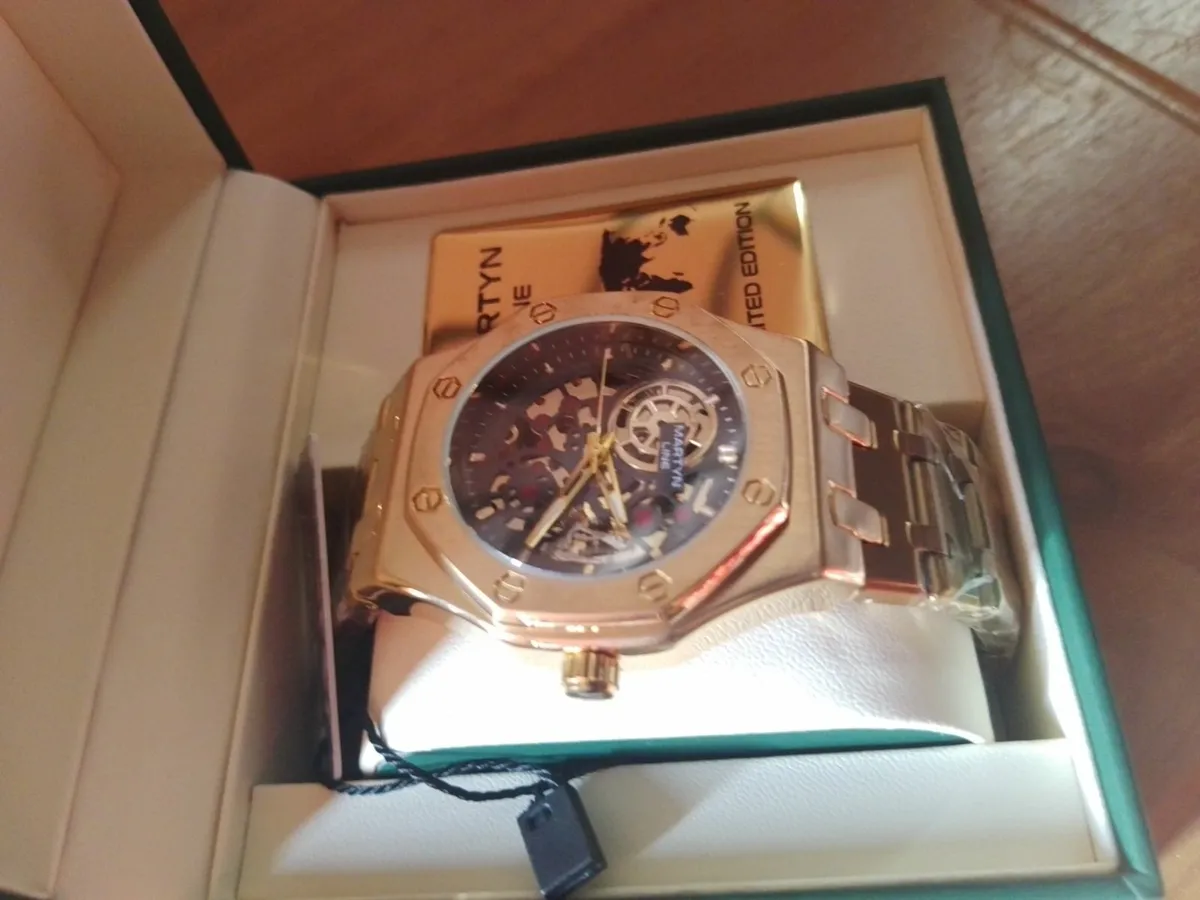 Brand watches - Image 1