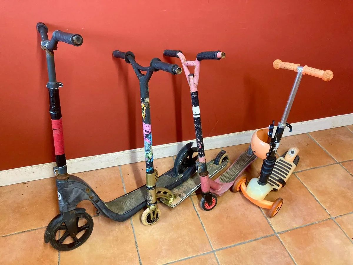 Kids Scooters Bundle Sale - Image 1