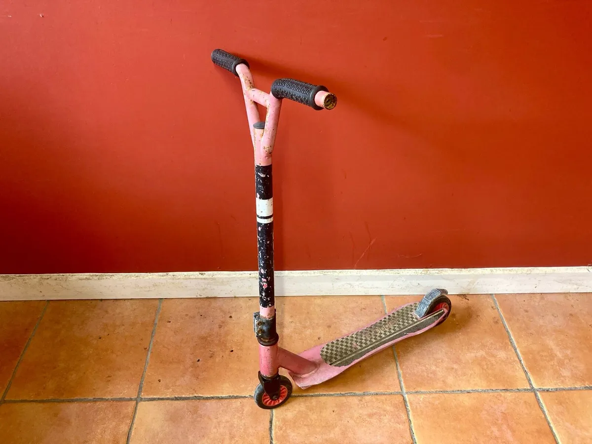Kids Scooters Bundle Sale - Image 3