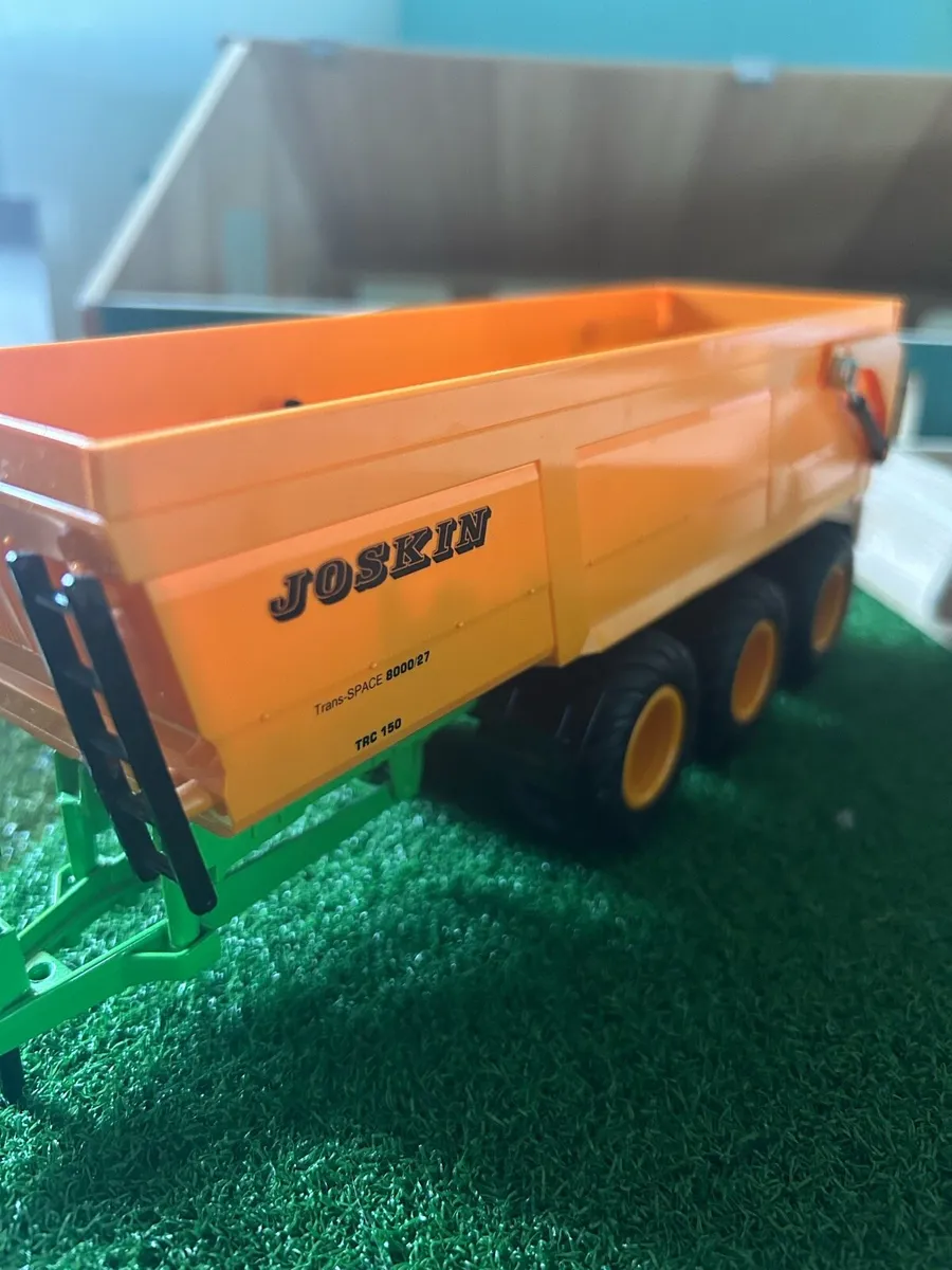 Cow shed,tractor,trailer models OPEN TO OFFERS - Image 4