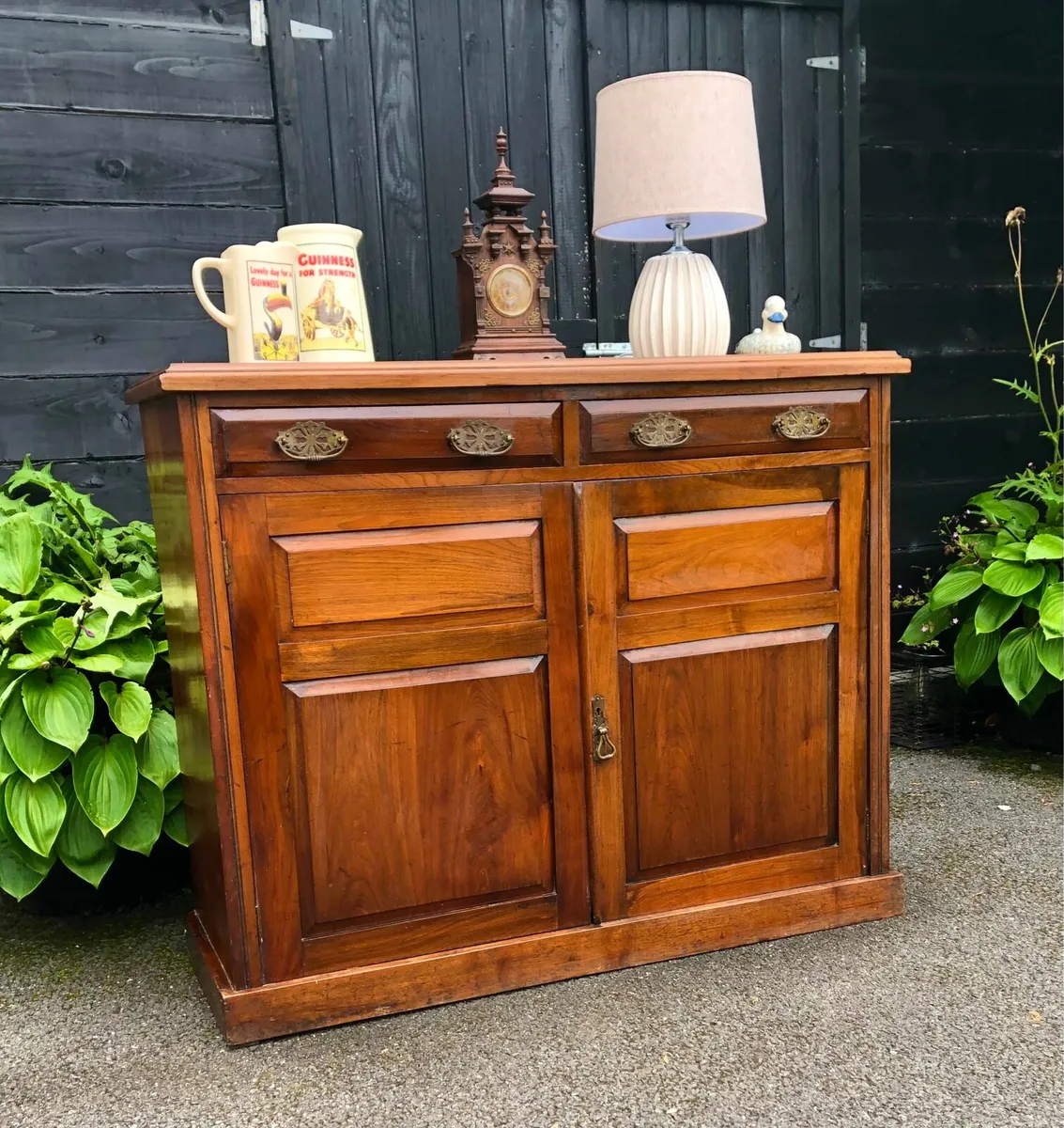 Antique sideboard - Image 2