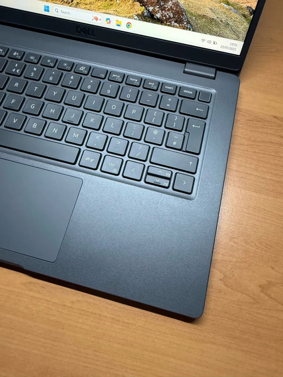 Dell laptop i5 13gen 32-256 win 11 pro - Image 2
