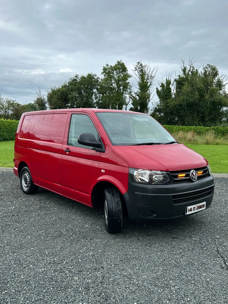 Volkswagen Transporter 2.0TDI - Image 2