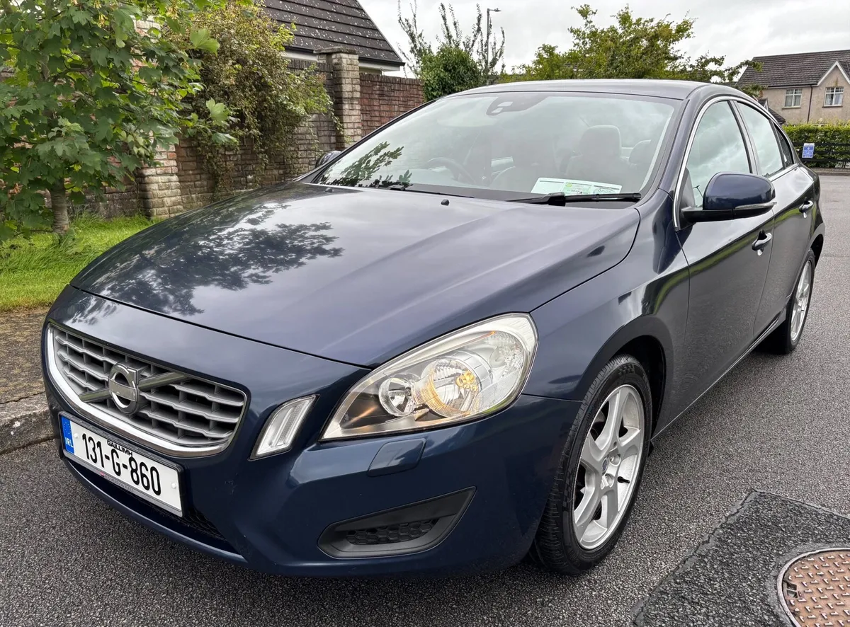Volvo S60 D3 2.0D SE  2013 - Image 2