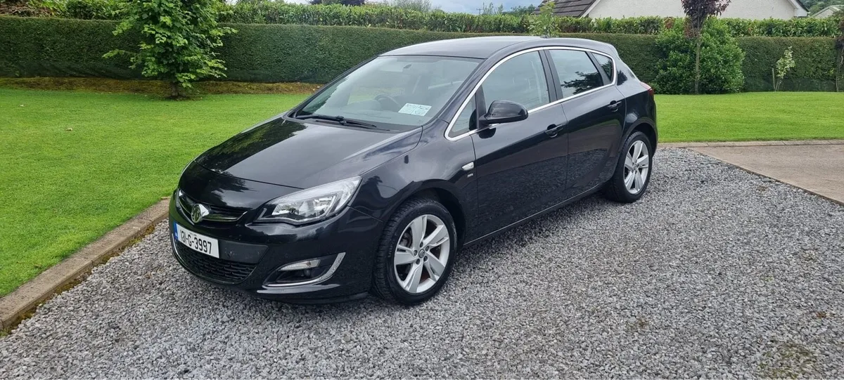 131 Vauxhall Astra Sri LOW KMS - Image 1