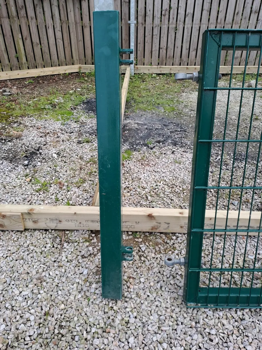 Gates - Image 4
