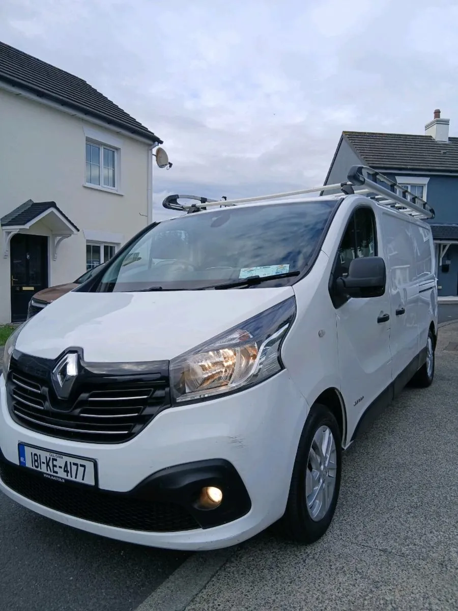 Renault traffic - Image 4