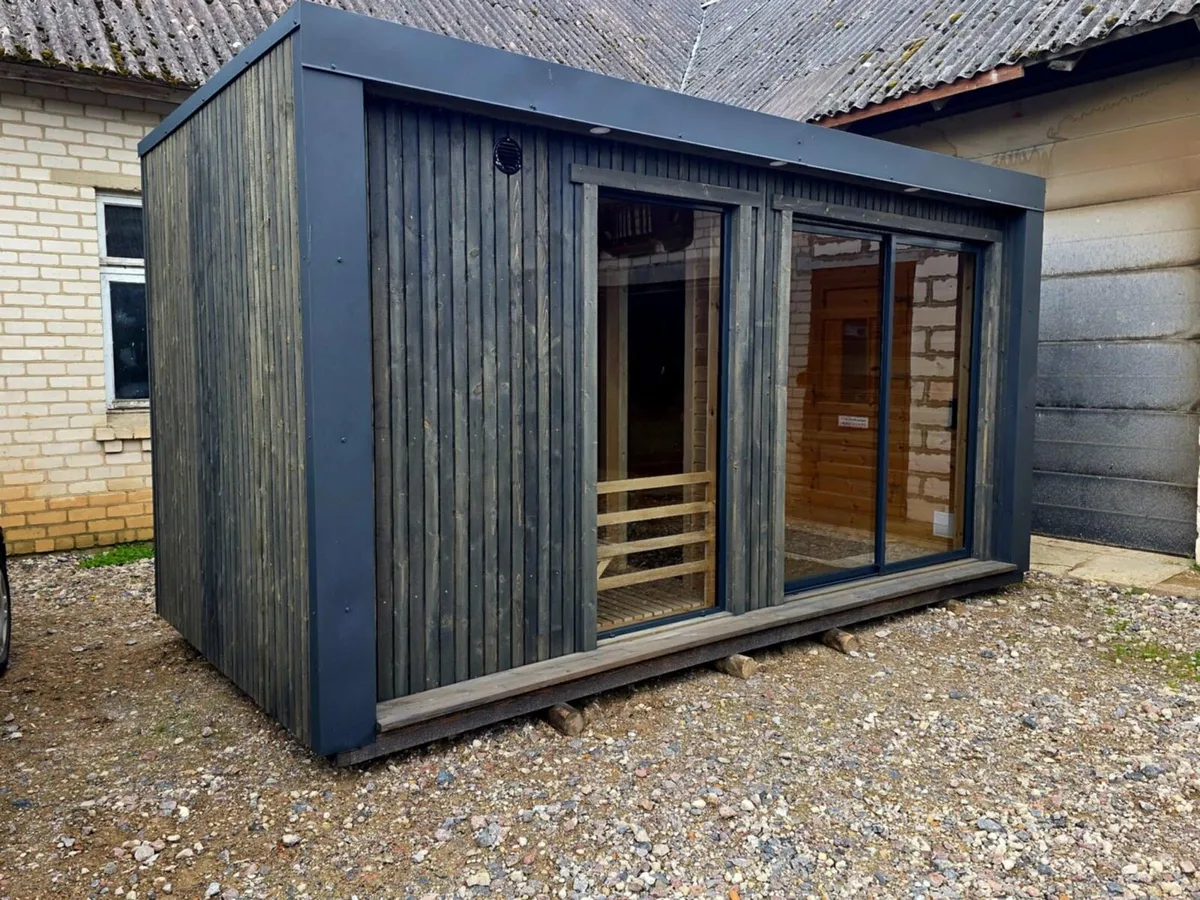 Outdoor Sauna - Image 3