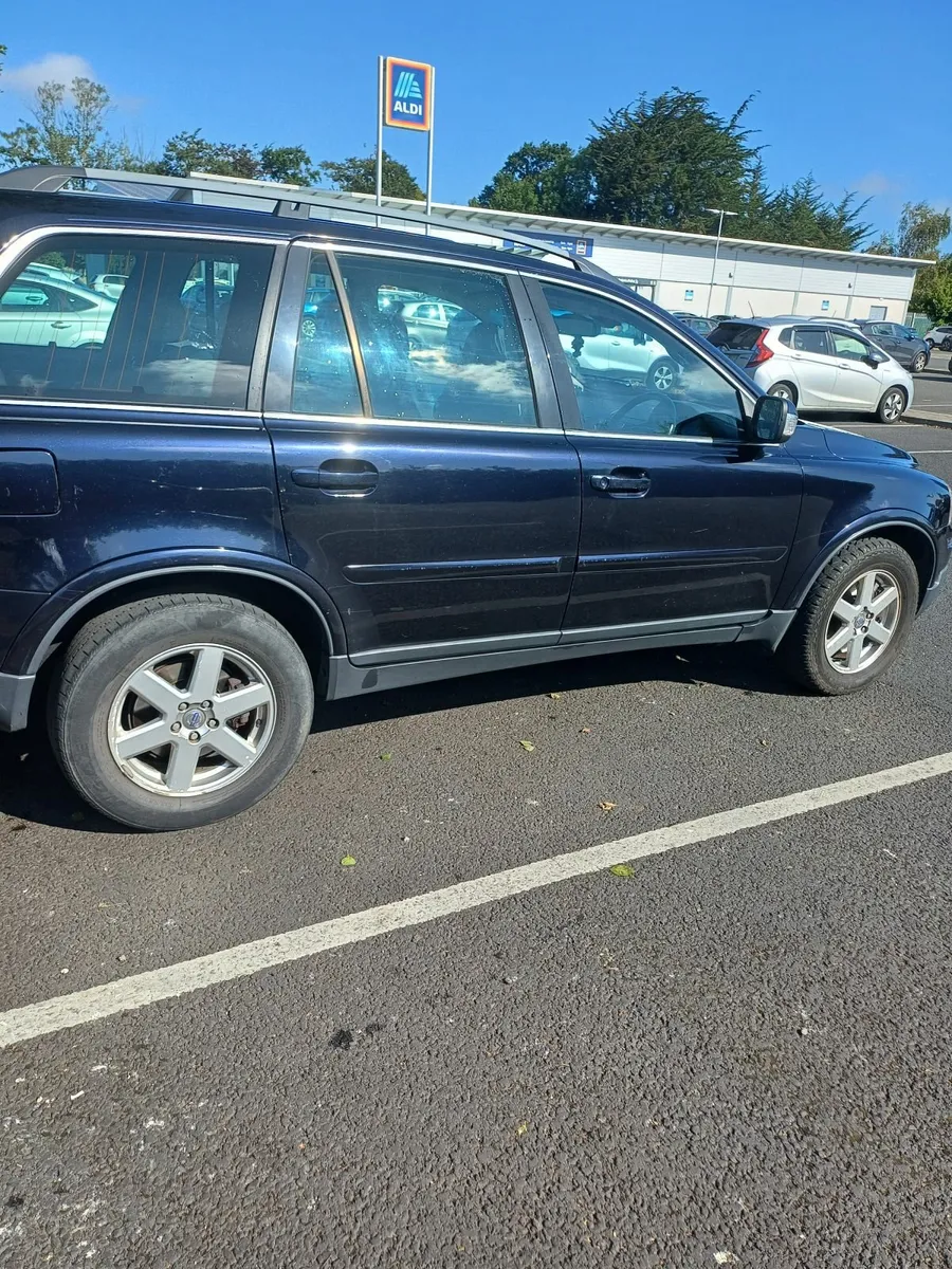 Volvo XC90 2008 - Image 2