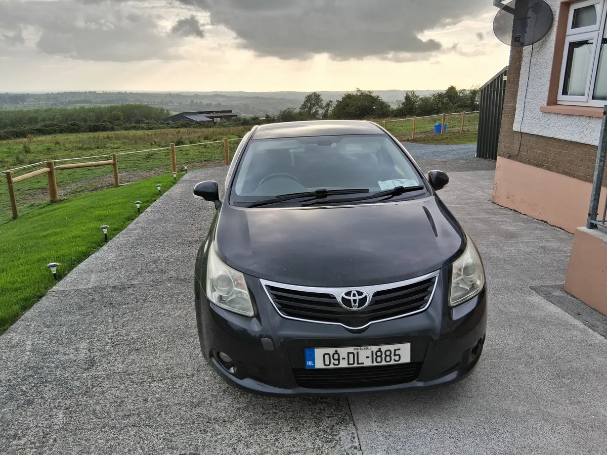 Toyota Avensis 2009 - Image 1