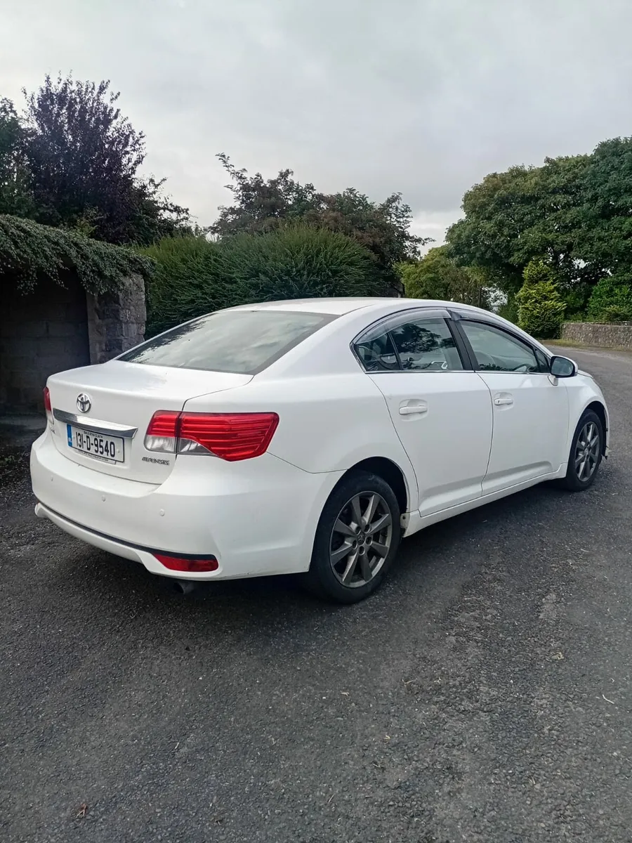2013 Toyota Avensis - Image 4