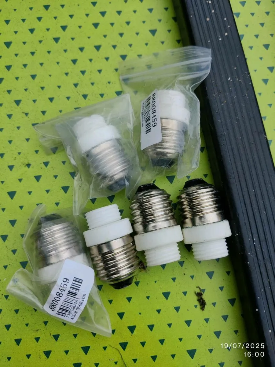 G9 bulb converter e27 / b22 - Image 2