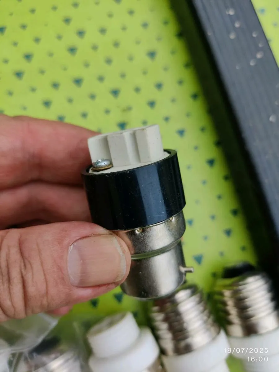 G9 bulb converter e27 / b22 - Image 3