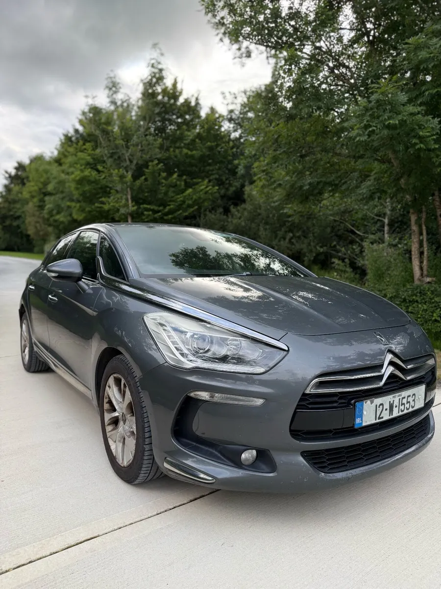 Citroen DS 5 Hybrid - Image 2
