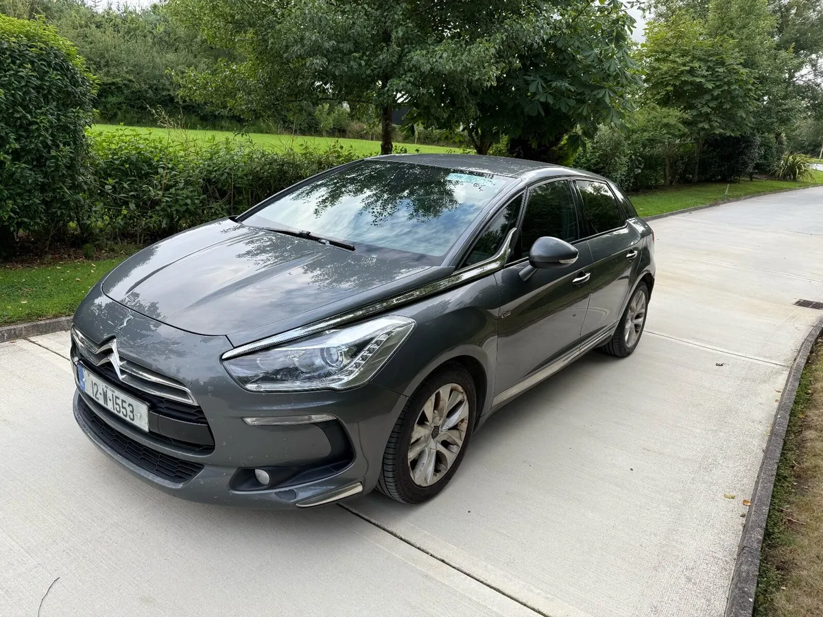 Citroen DS 5 Hybrid - Image 1