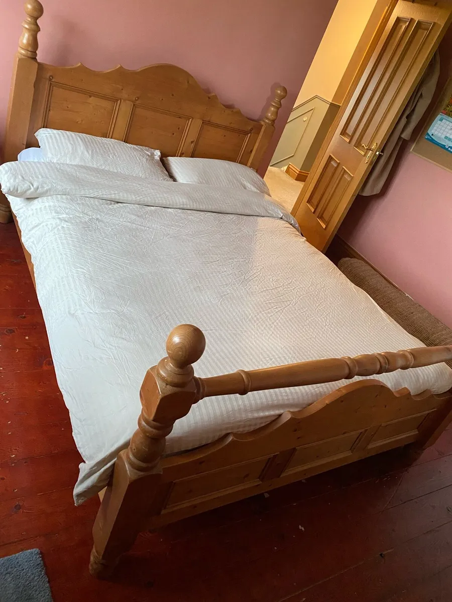 King size bed for sale - Image 3