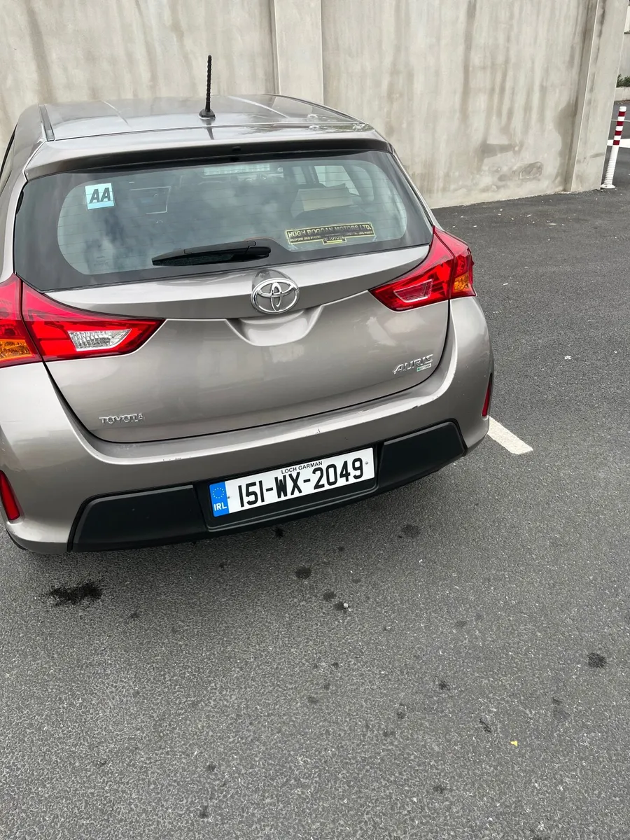 Toyota Auris 2015 - Image 4