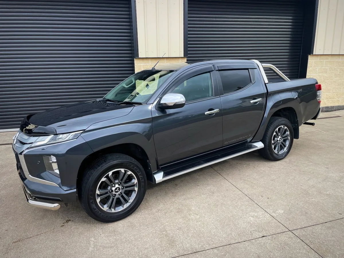 2021 MITSUBISHI L200 BARBARIAN X AUTO - Image 1