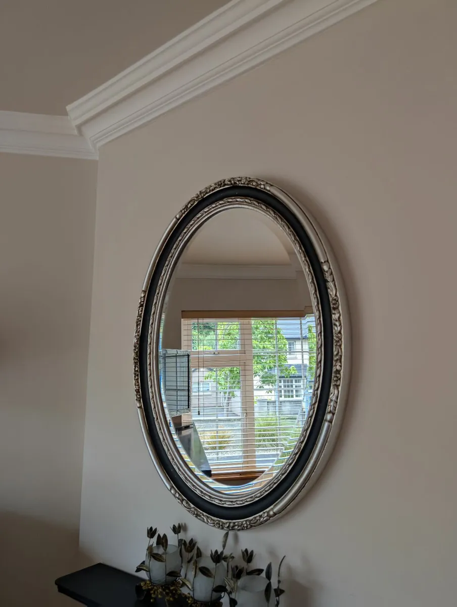 Mirrors - Image 3