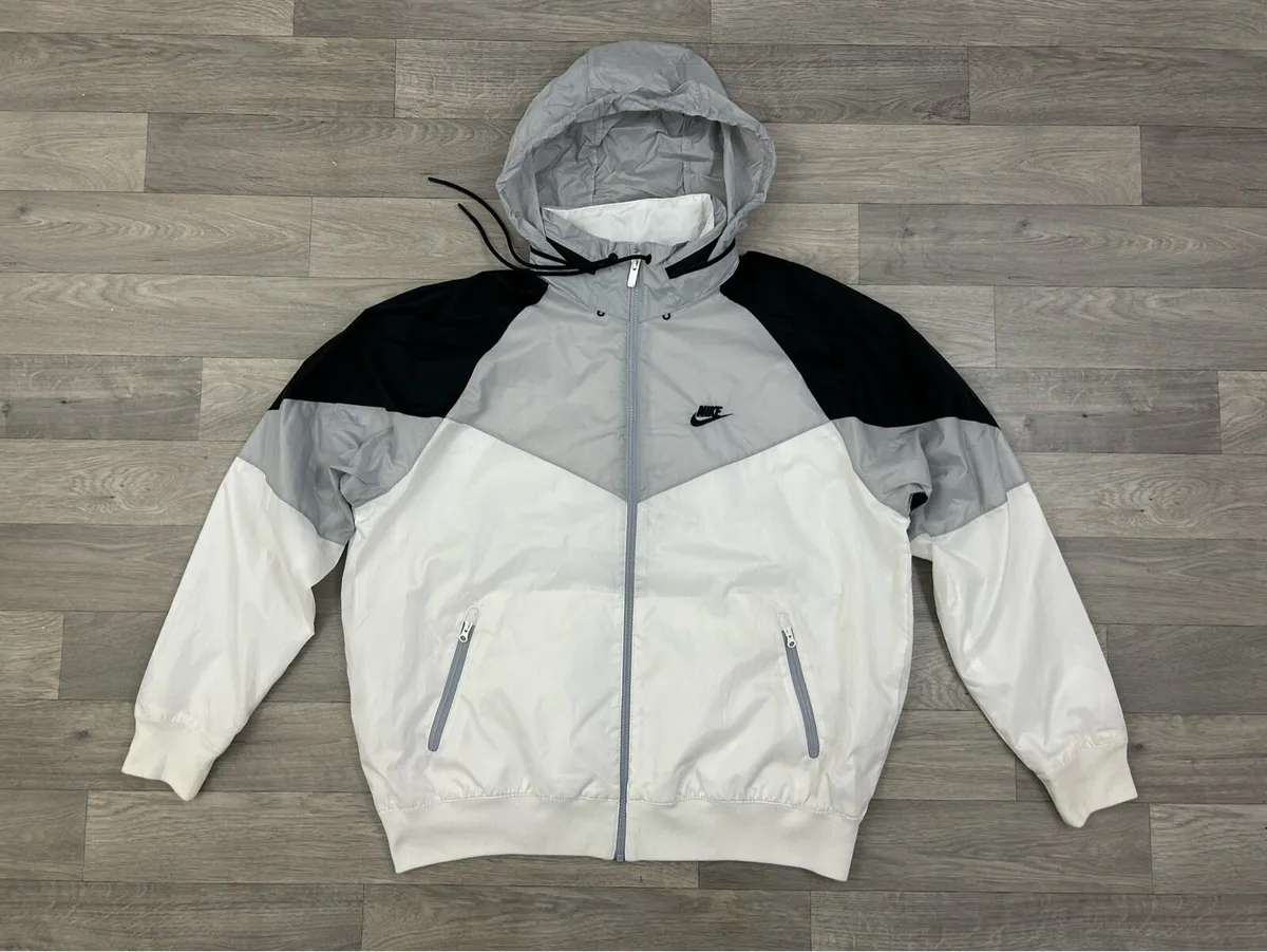 Nike Windrunner Windbreaker Jacket Mens Large - Image 1