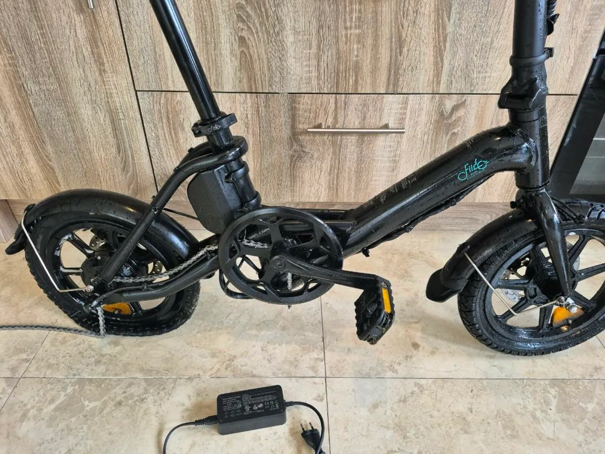 Black) Fiido D3 ProMini Electricbike parts are - Image 3