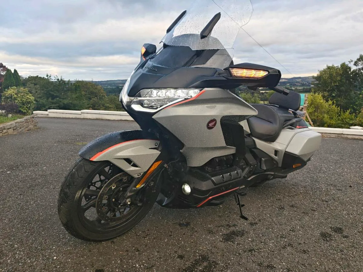 Honda goldwing - Image 4