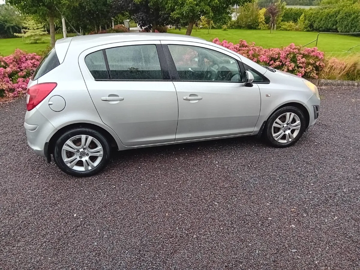 Opel Corsa 2011 - Image 1