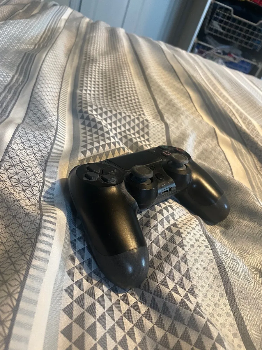 PlayStation 4 Remote - Image 3