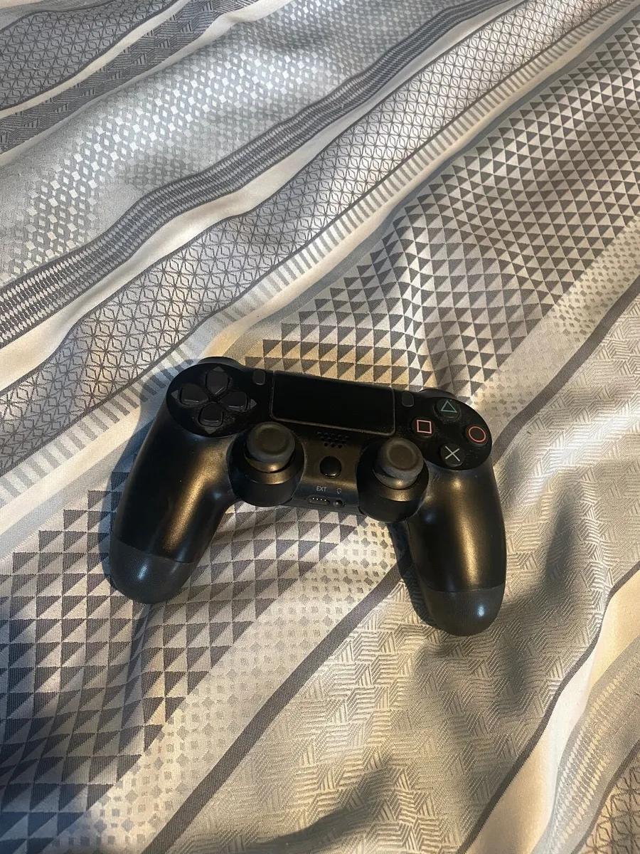 PlayStation 4 Remote - Image 1