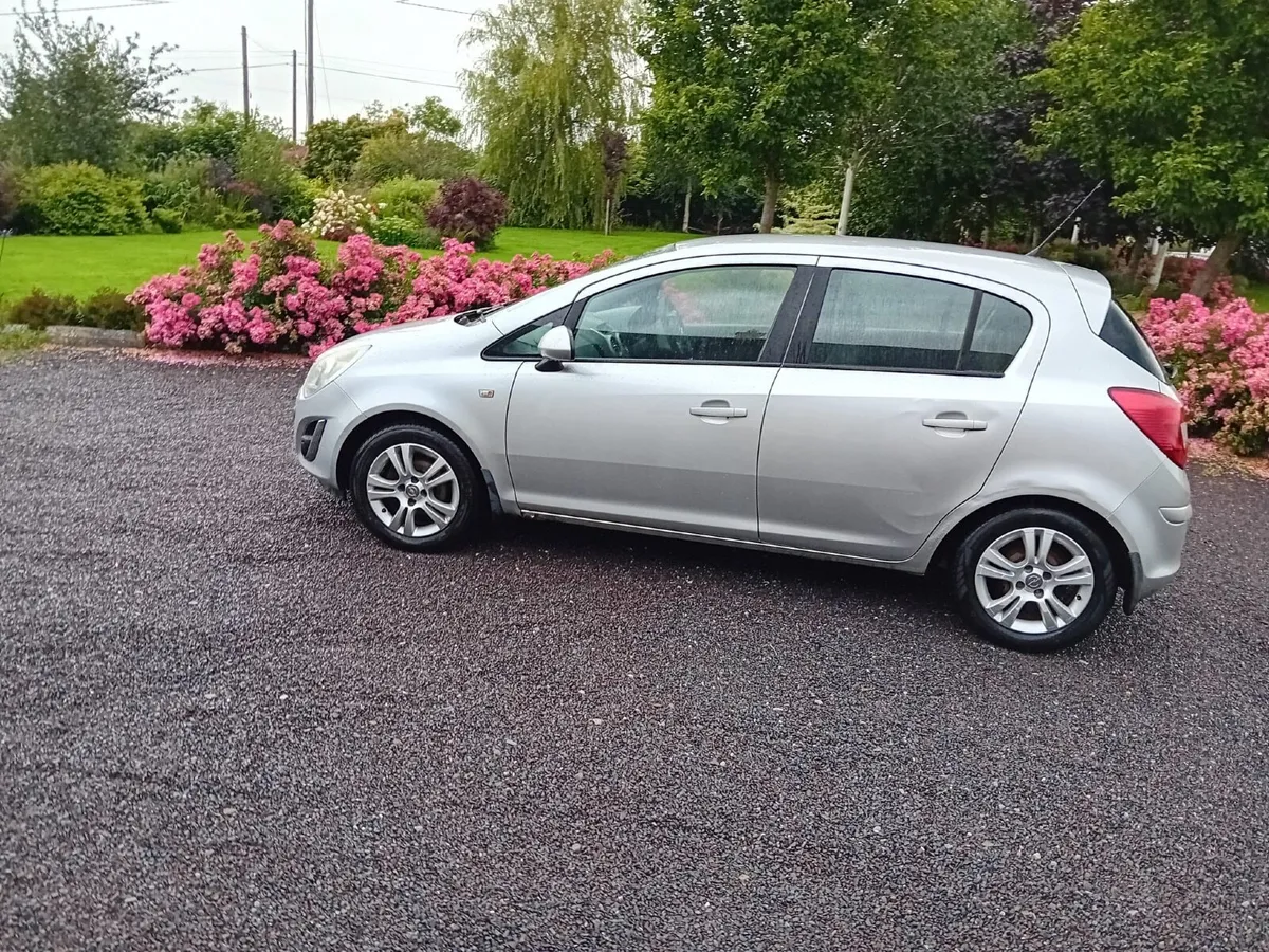 Opel Corsa 2011 - Image 3