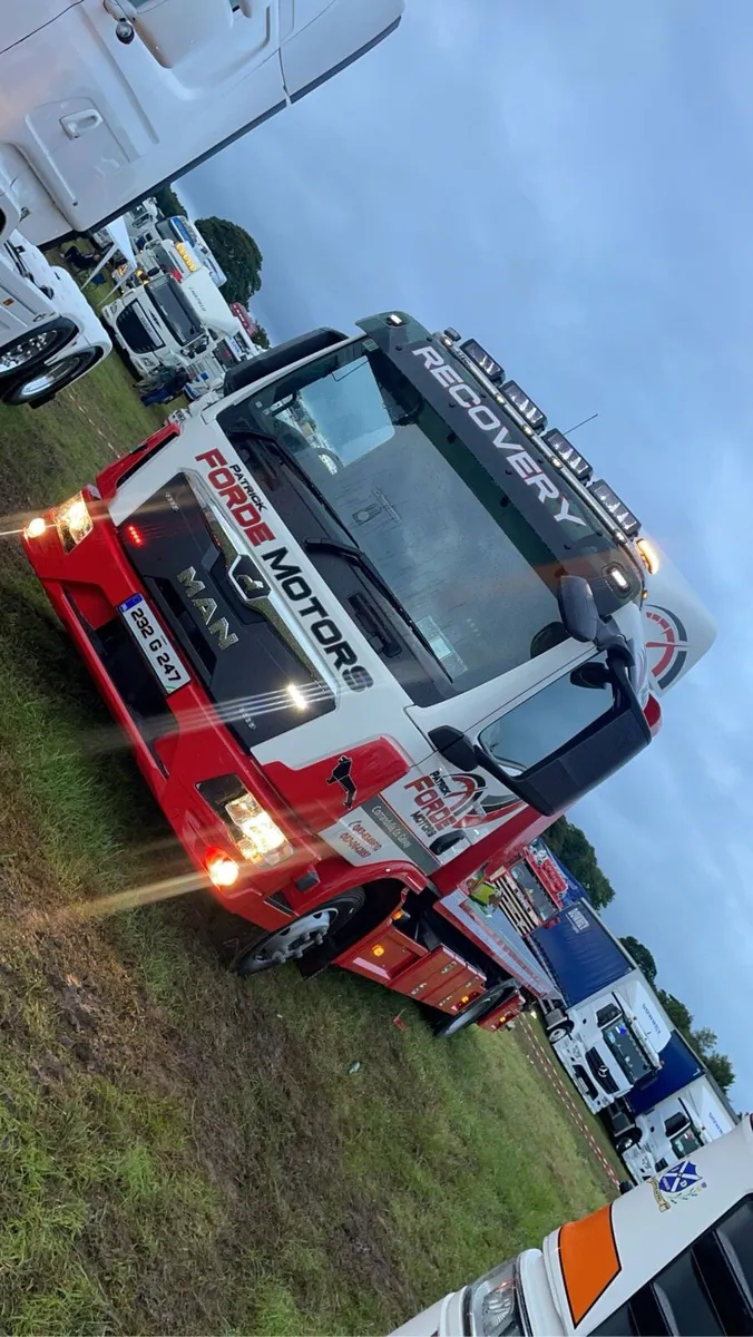 232 g 247 man 12T recovery truck for sale - Image 2