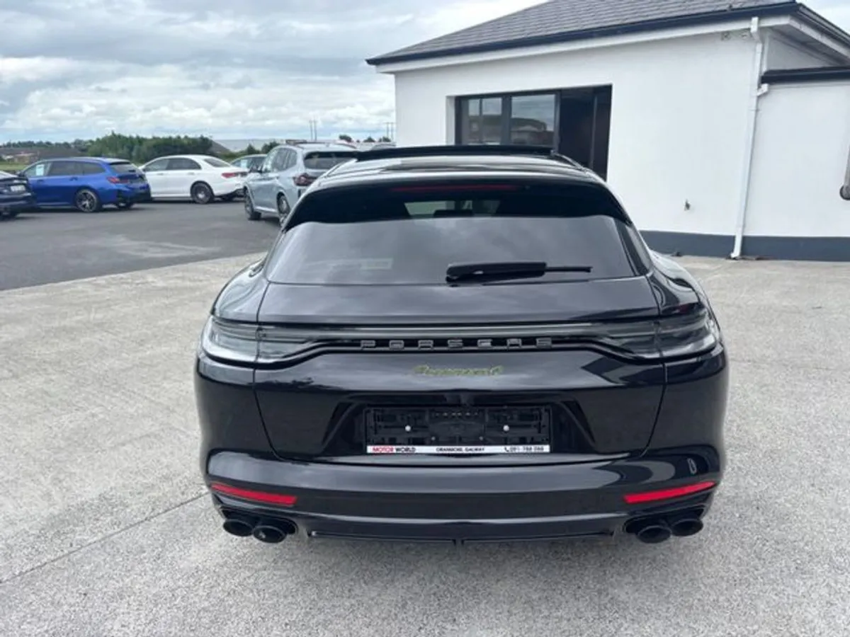 Porsche Panamera 2.9 V6 E-hybrid 4 Platinum Editi - Image 3