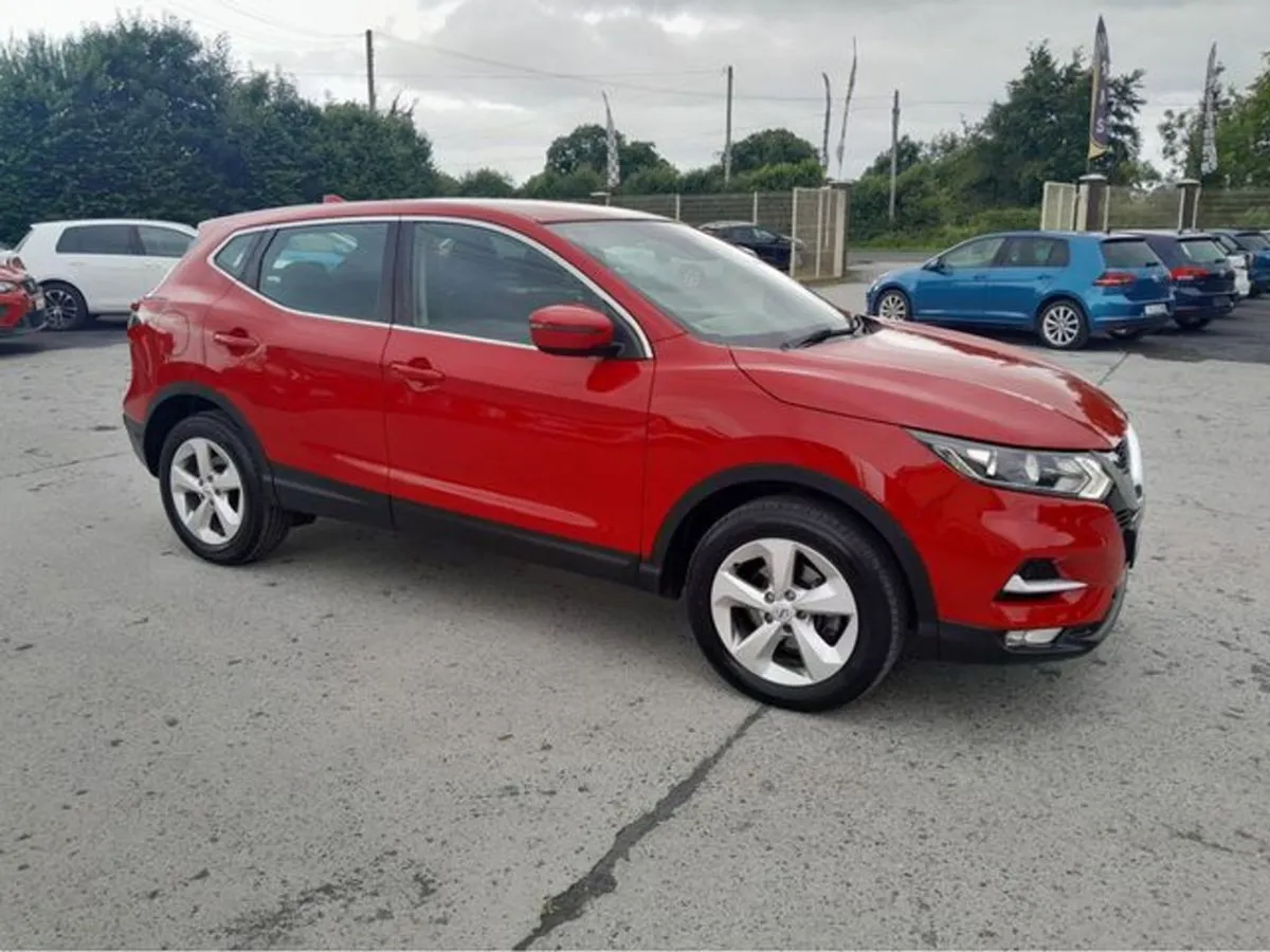 Nissan QASHQAI 1.5 DCI Acenta Premium 115PS 5DR - Image 2