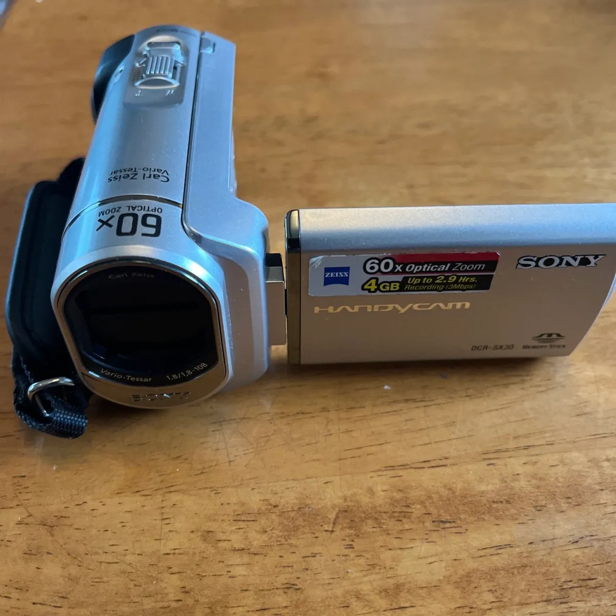 Sony Handycam. Zeiss Lens. Charger. Case etc. - Image 1