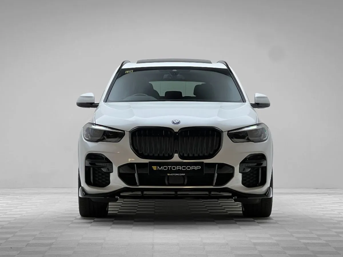 BMW X5 45E M Sport  bowers PAN Roof - Image 2