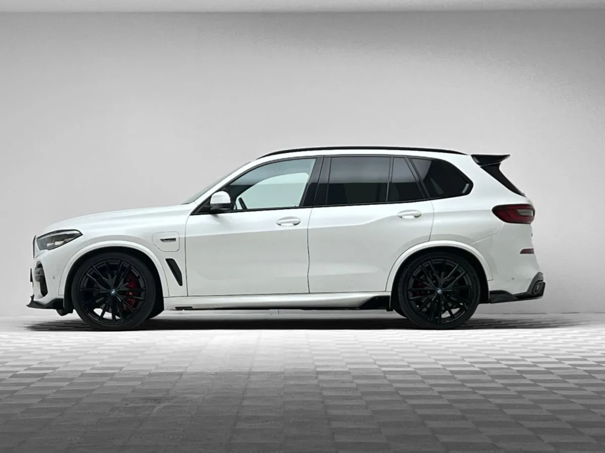 BMW X5 45E M Sport  bowers PAN Roof - Image 4
