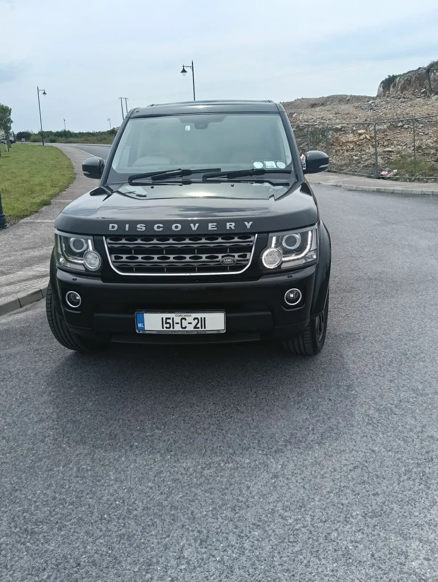 Land Rover Discovery 2015 - Image 1