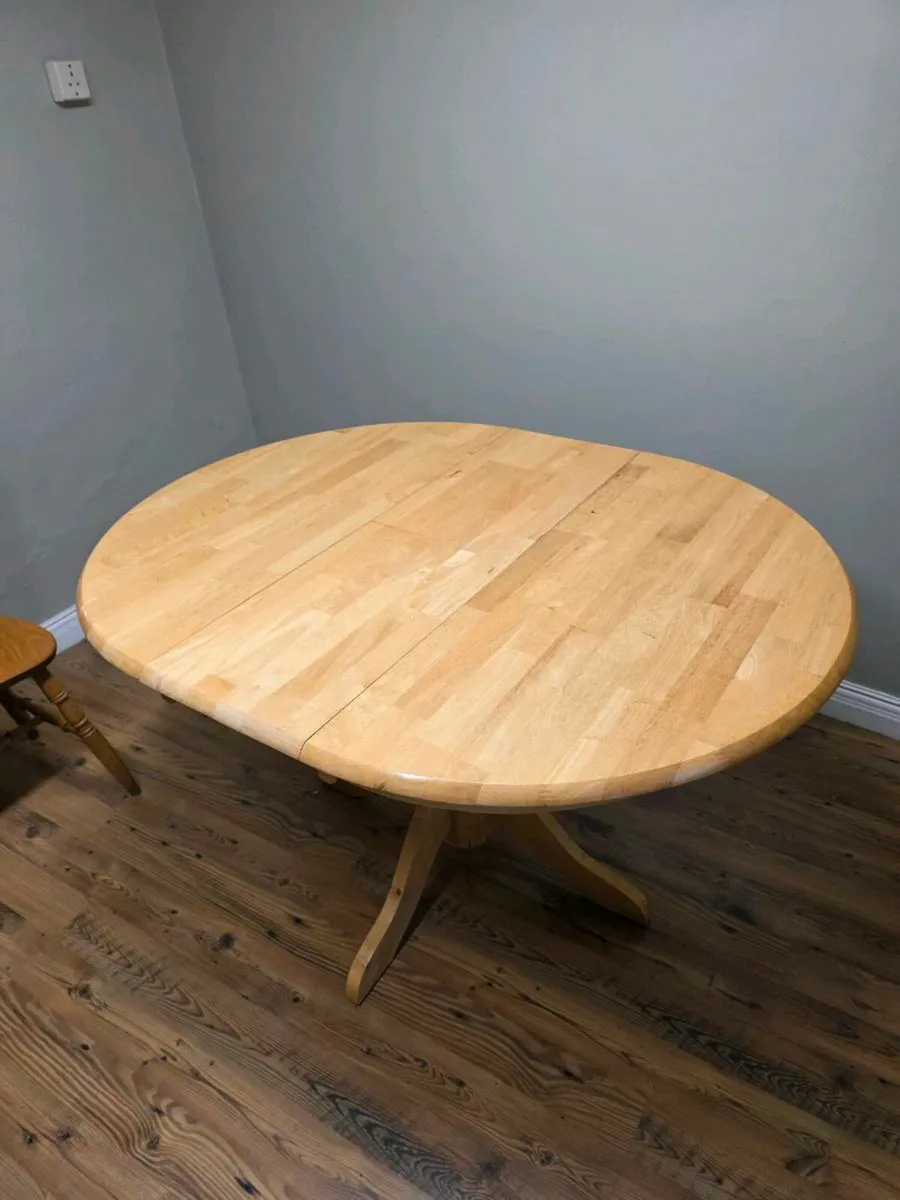 Table and 4 Chairs - Image 3