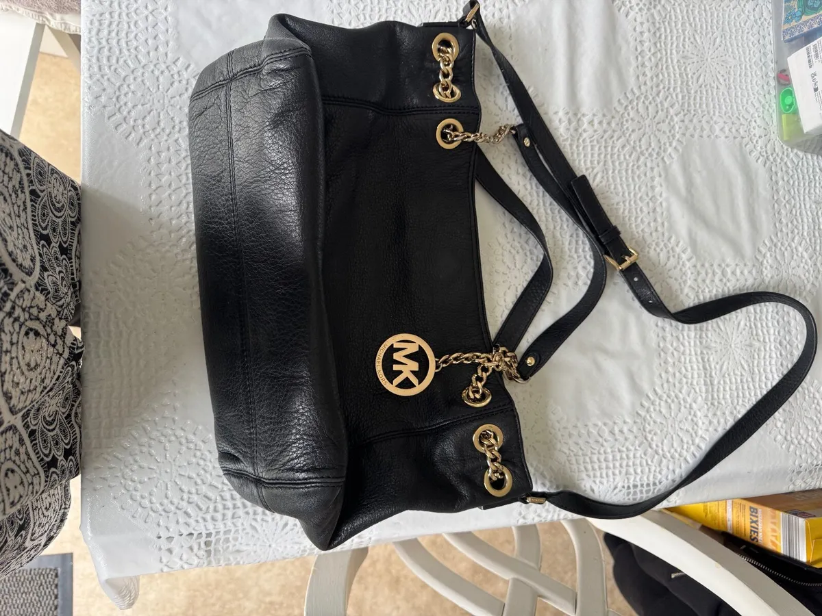 Black leather michael Kors chain shoulder bag - Image 3