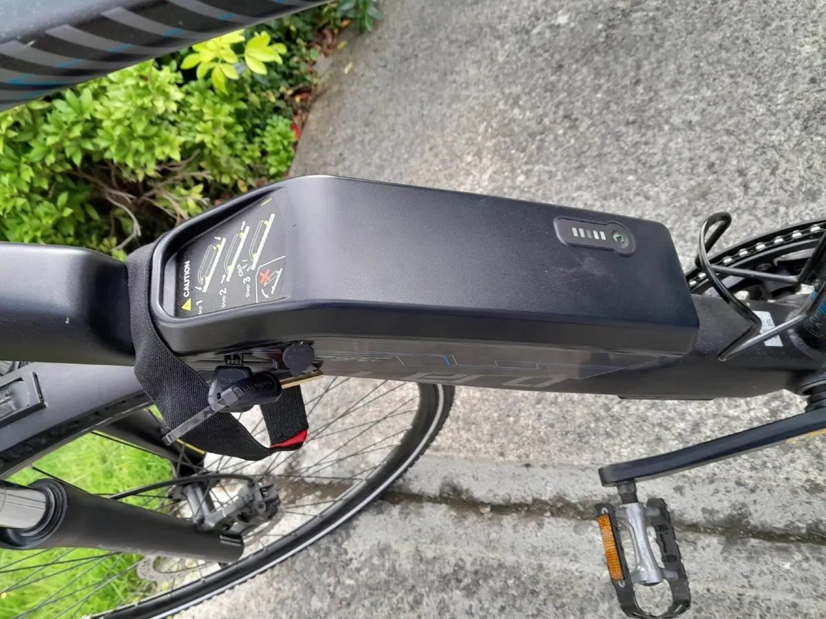 Electric carrera e-spec bike - Image 2