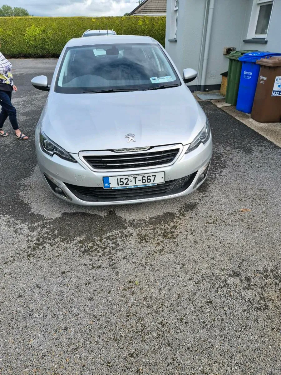 Car - Image 3
