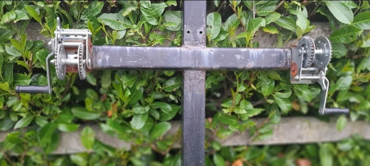 Clothes line - Image 2